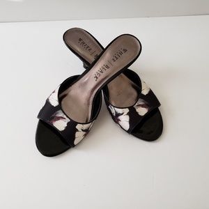 Gorgeous Floral White House|Black Market Heels